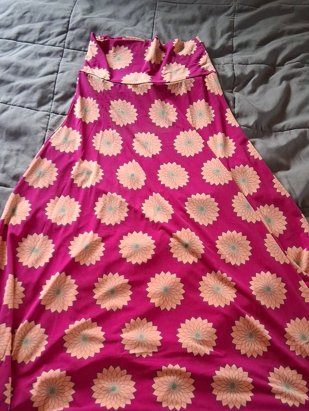 Women’s Floral A-Line Skirt in Magenta Pink D2